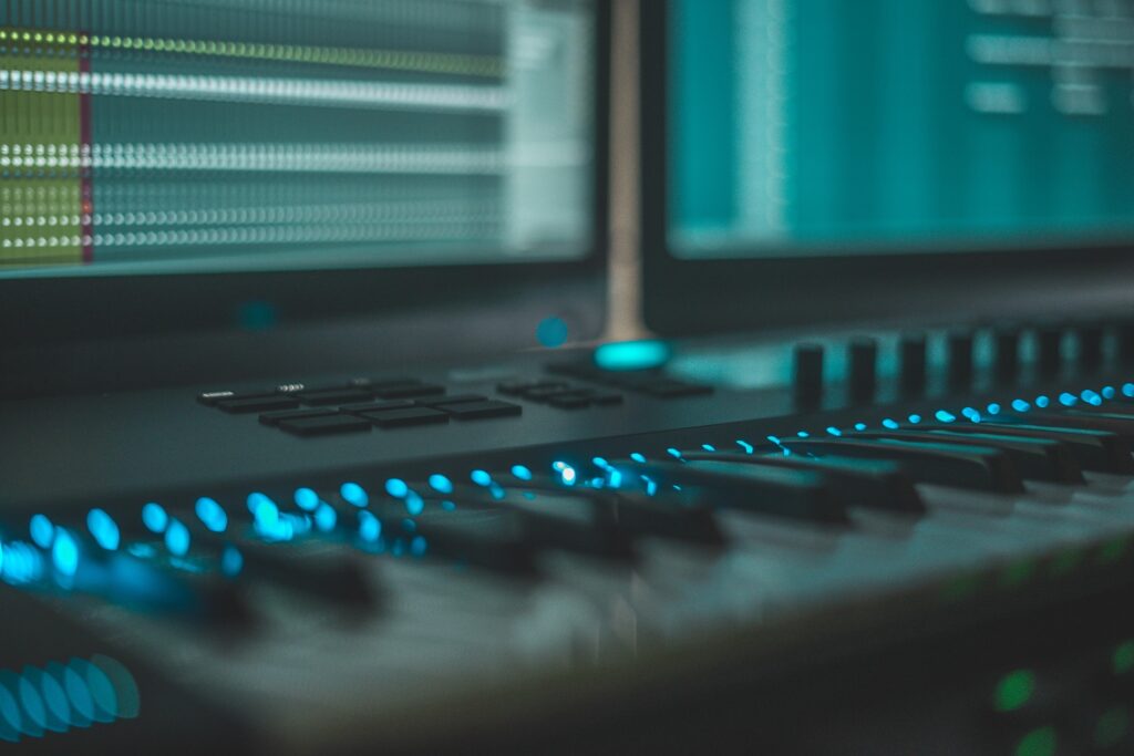 Tonstudio als Einblick in Musikproduktion und Klanggestaltung