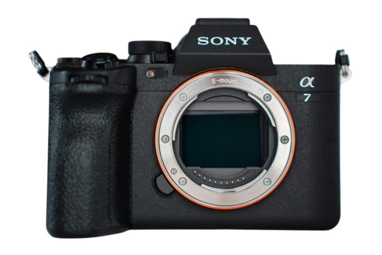 Sony α7 IV Vollformat-Hybridkamera (ILCE-7M4)