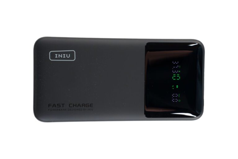 INIU Powerbank, 27.000 mAh, bis 140 W
